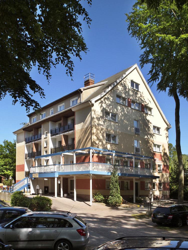 Strandhaus Heringsdorf Hotel เฮริงสดอร์ฟ ภายนอก รูปภาพ