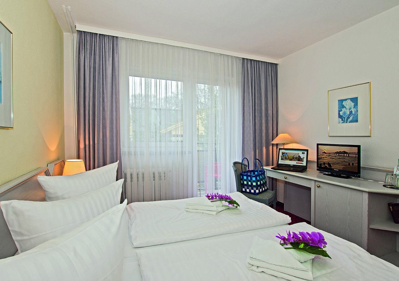 Strandhaus Heringsdorf Hotel เฮริงสดอร์ฟ ภายนอก รูปภาพ