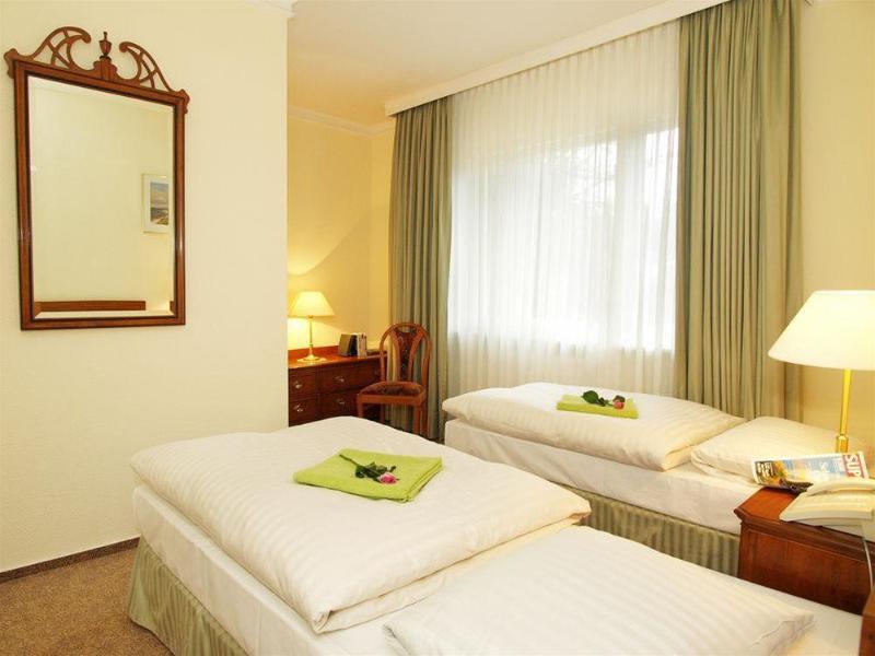 Strandhaus Heringsdorf Hotel เฮริงสดอร์ฟ ภายนอก รูปภาพ